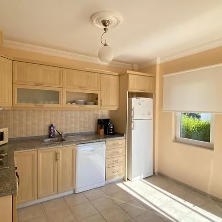 Comfortable W/ Private Pool + Gym Villa *